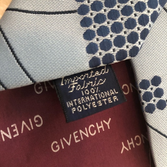 Vintage Givenchy Tie - Picture 9 of 10